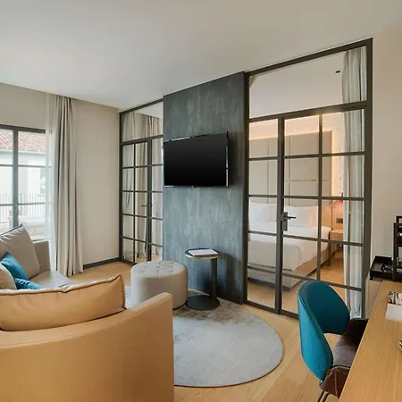 Nh Collection Hotel 4*