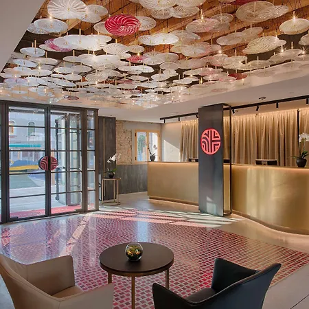 Nh Collection Hotel