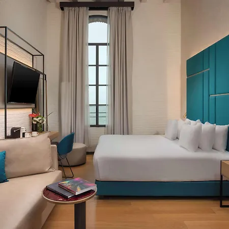 Nh Collection Отель